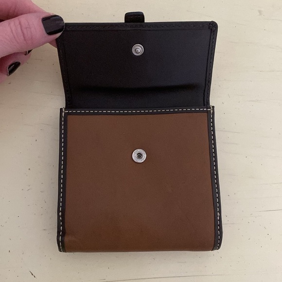 Y2K Coach Small Trifold Wallet Brown Signature Leather With Buckle Detail - Picture 2 of 4